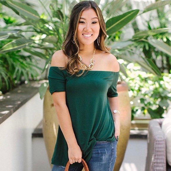 Eden 🖤 Lily Tops - Green off shoulder Top